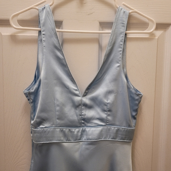 ABERCROMBIE & FITCH V-NECK SLEEVELESS SATIN MINI PARTY DRESS SZ SM TALL 💫NWT💫 - Picture 9 of 16